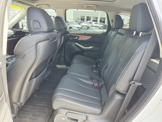 Used 2022 Acura MDX w/ Technology Package AWD/4WD image 10