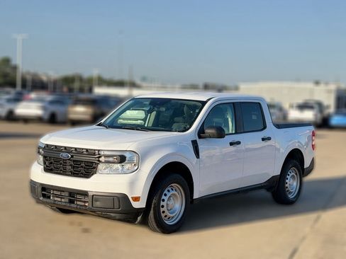 Used 2022 Ford Maverick XL FWD image 3