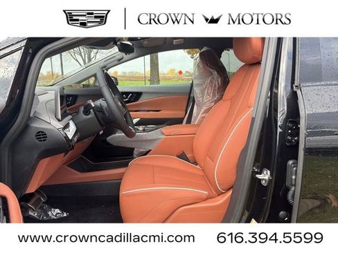 New 2026 Cadillac Optiq Sport 2 image 11