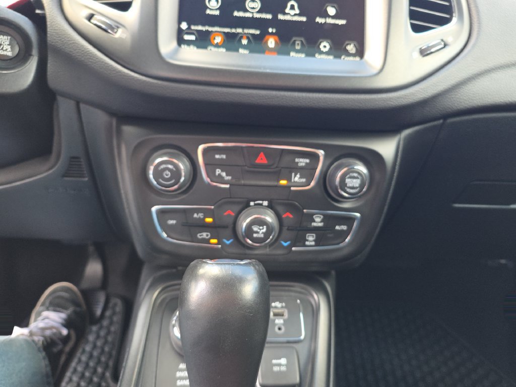 Used 2021 Jeep Compass Trailhawk AWD/4WD image 24