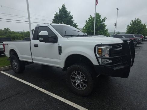 Used 2019 Ford F250 XL w/ XL Value Package AWD/4WD image 3