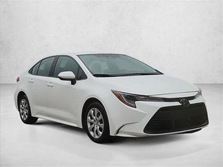 Used 2024 Toyota Corolla LE FWD video 3