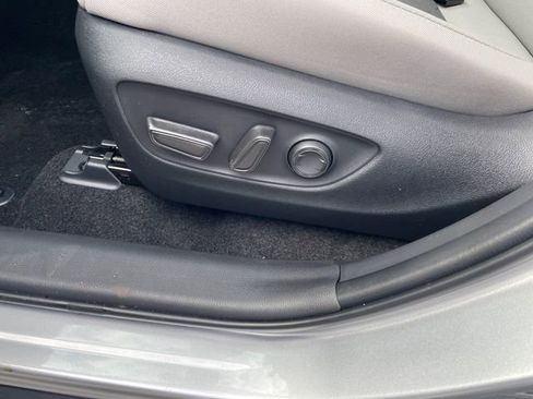 New 2025 Toyota RAV4 XLE image 39