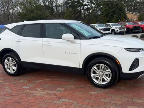 Used 2021 Chevrolet Blazer LT image 4