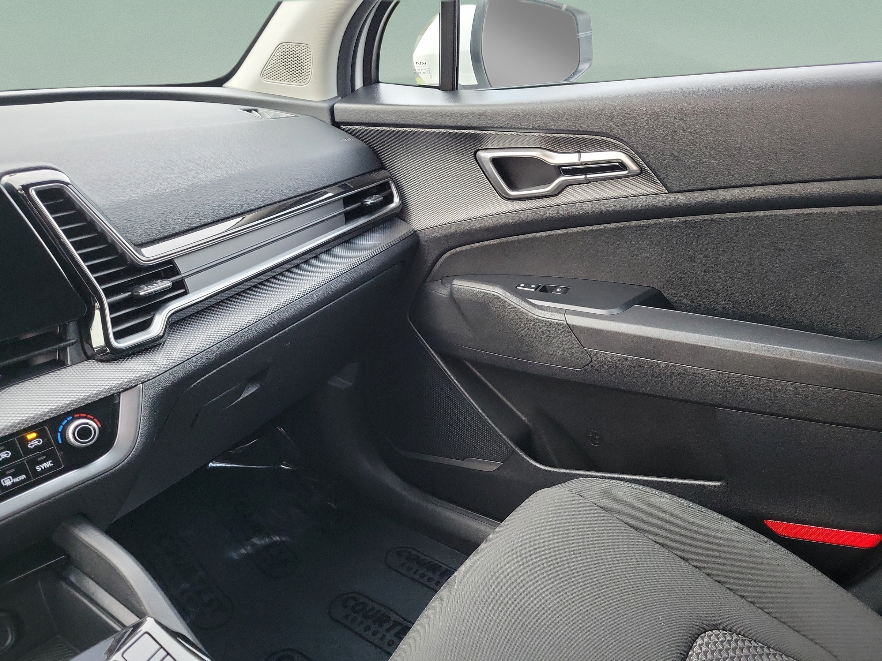 Certified 2023 Kia Sportage LX FWD image 25
