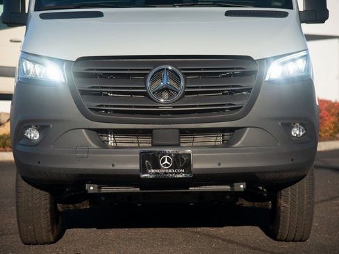 New 2025 Mercedes-Benz Sprinter 2500 image 13