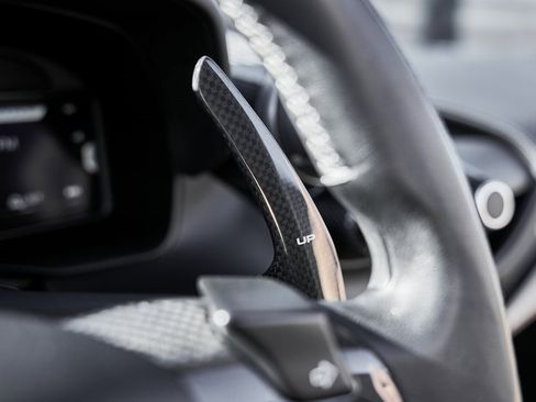 Used 2022 Ferrari F8 Tributo image 65