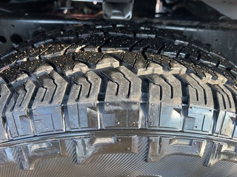 Certified 2024 Nissan Frontier PRO-4X w/ Technology Package image 38