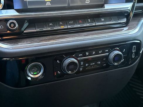 Used 2024 Chevrolet Silverado 1500 LT image 26