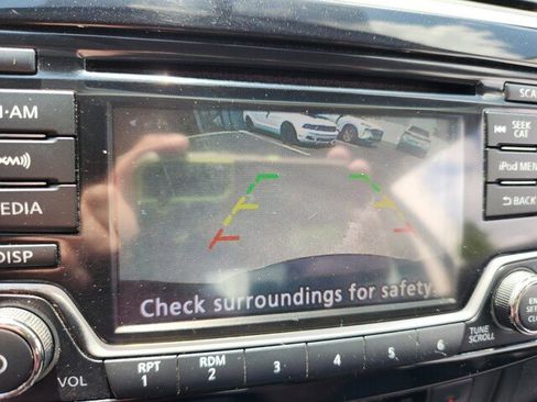 Used 2018 Nissan Sentra SV w/ Protection Package image 17