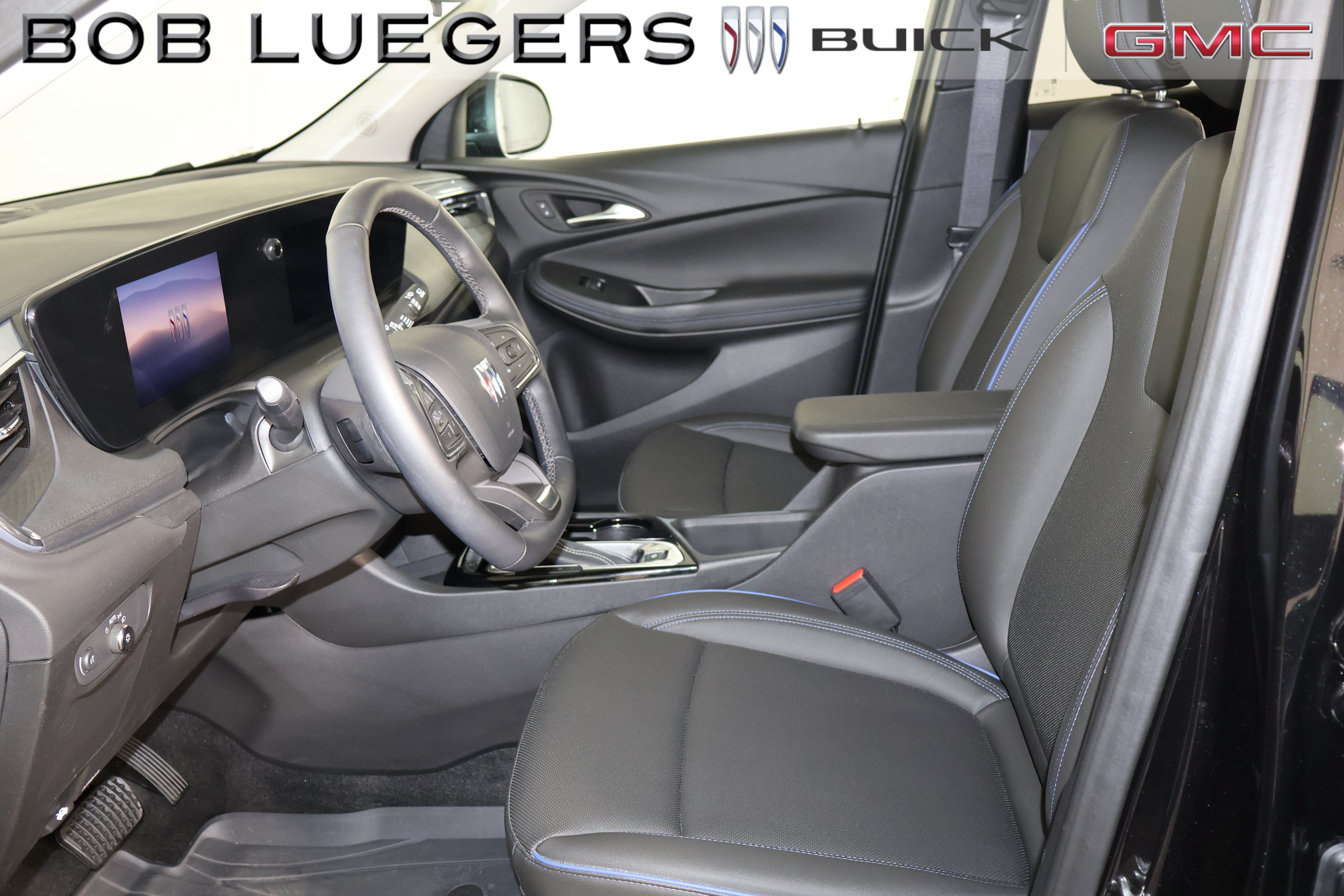 Certified 2026 Buick Encore GX Sport Touring w/ Comfort Package FWD image 8