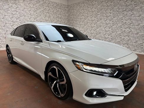 Used 2022 Honda Accord Sport image 1