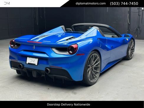 Used 2016 Ferrari 488 Spider image 8
