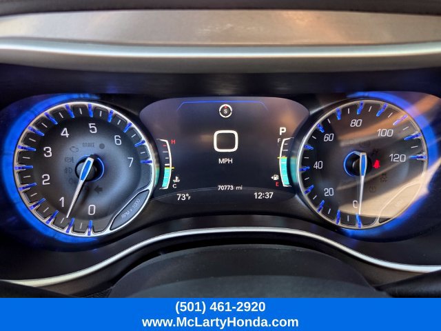 Used 2024 Chrysler Pacifica Touring-L FWD image 34
