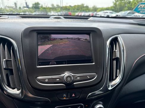 Certified 2023 Chevrolet Equinox RS FWD image 19
