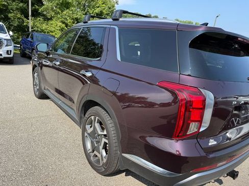 Used 2023 Hyundai Palisade Limited AWD/4WD image 3