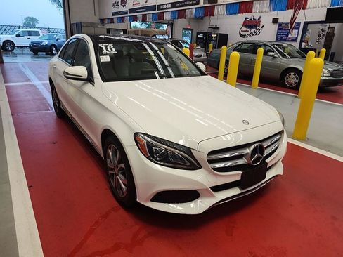 Used 2016 Mercedes-Benz C 300 4MATIC Sedan image 5