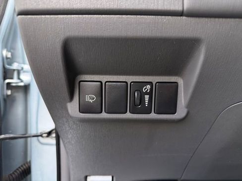 Used 2012 Toyota Prius V Five image 17