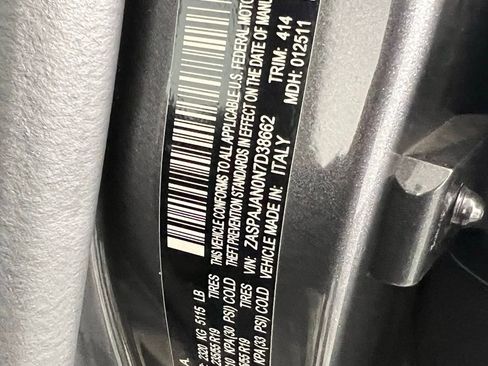 Used 2022 Alfa Romeo Stelvio Sprint image 34