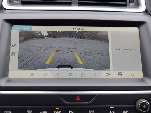 Used 2019 Jaguar E-PACE S image 33