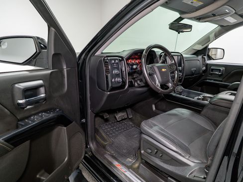 Used 2018 Chevrolet Silverado 1500 LT w/ All Star Edition image 13