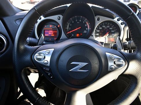 Used 2019 Nissan 370Z Touring image 40