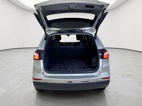 Used 2020 Chevrolet Equinox LT w/ Driver Convenience Package FWD image 30