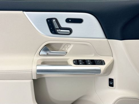 Certified 2026 Mercedes-Benz GLA 250 image 21