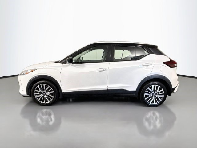 Used 2023 Nissan Kicks SV FWD image 6