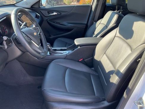 Used 2023 Chevrolet Malibu LT image 5