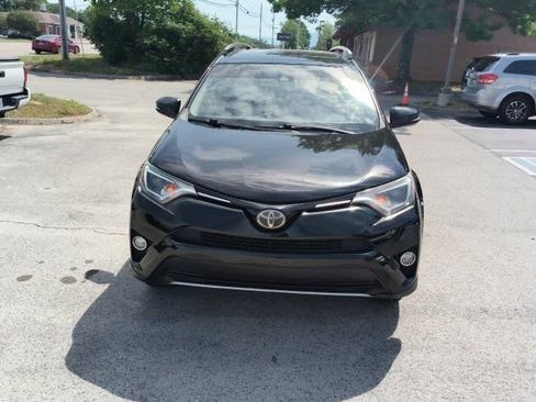 Used 2017 Toyota RAV4 XLE w/ Plus Extra Value Package AWD/4WD image 8
