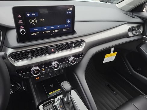 New 2026 Acura Integra FWD image 18