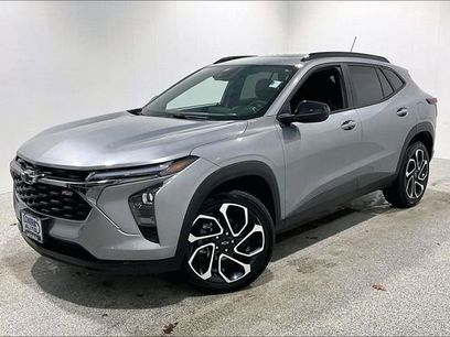 Used 2025 Chevrolet Trax RS w/ Sunroof Package