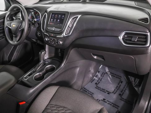 Used 2020 Chevrolet Equinox LT image 41