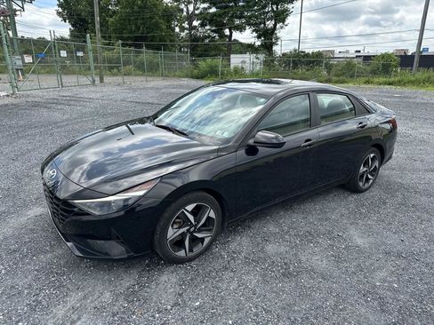 Certified 2023 Hyundai Elantra SEL w/ Convenience Package FWD image 4