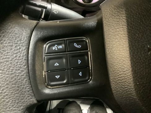 Used 2019 RAM 1500 Express image 25