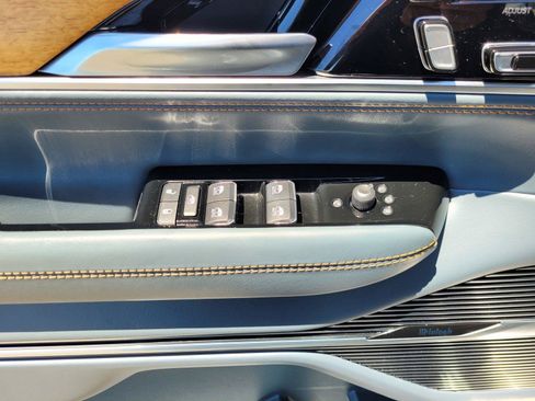 Used 2022 Jeep Grand Wagoneer Series II w/ Convenience Group III AWD/4WD image 27
