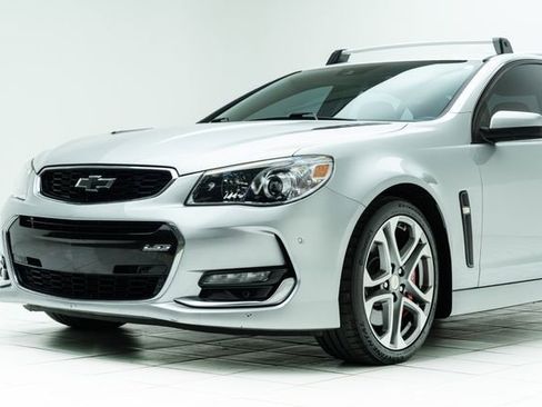 Used 2017 Chevrolet SS image 10