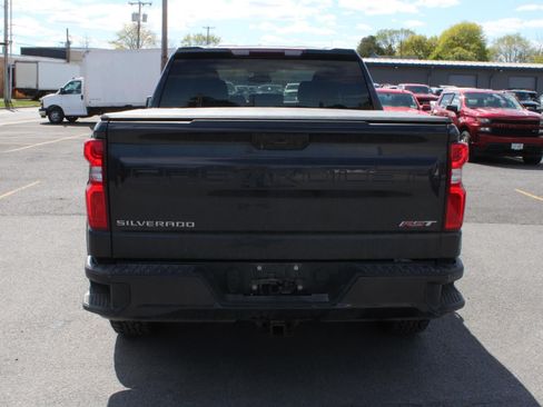 Used 2022 Chevrolet Silverado 1500 RST AWD/4WD image 6