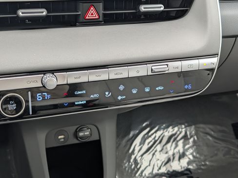 Certified 2024 Hyundai Ioniq 5 Limited AWD/4WD image 23