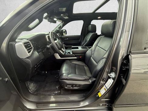 Certified 2024 Toyota Sequoia Platinum AWD/4WD image 11