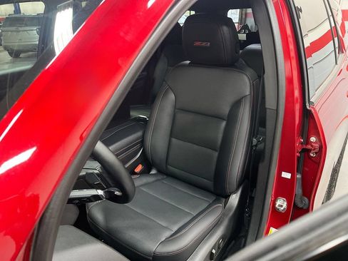 Used 2024 Chevrolet Traverse Z71 w/ Enhanced Driving Package AWD/4WD image 20