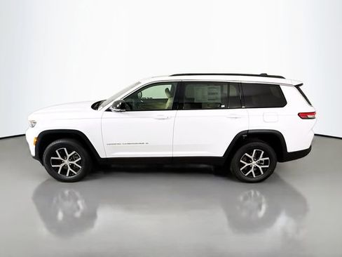 New 2025 Jeep Grand Cherokee L Limited w/ Luxury Tech Group II AWD/4WD image 4