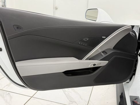 Used 2019 Chevrolet Corvette Z06 image 24