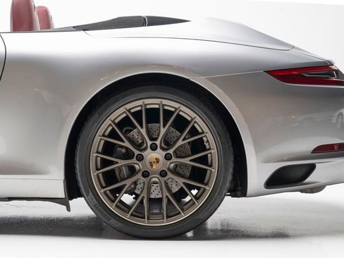 Used 2019 Porsche 911 Carrera image 58