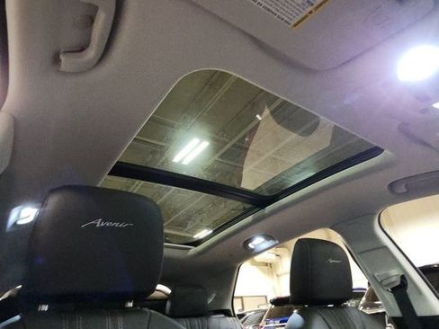 Certified 2024 Buick Envision Avenir image 33