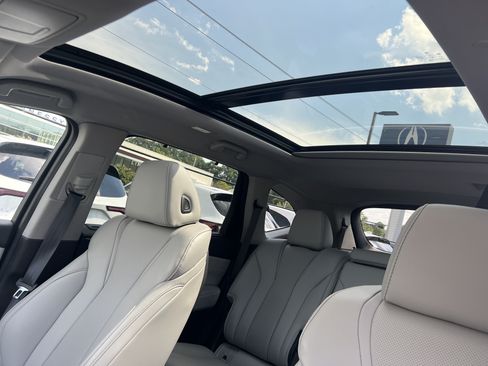 Certified 2024 Acura MDX FWD w/ Technology Package image 10
