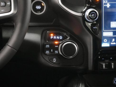 New 2026 RAM 1500 Big Horn AWD/4WD image 22
