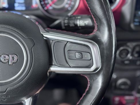 Used 2021 Jeep Wrangler Unlimited Rubicon image 23