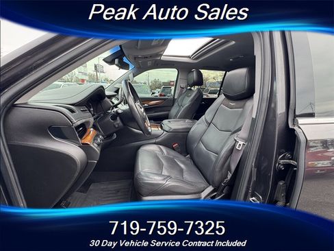 Used 2017 Cadillac Escalade Luxury image 15
